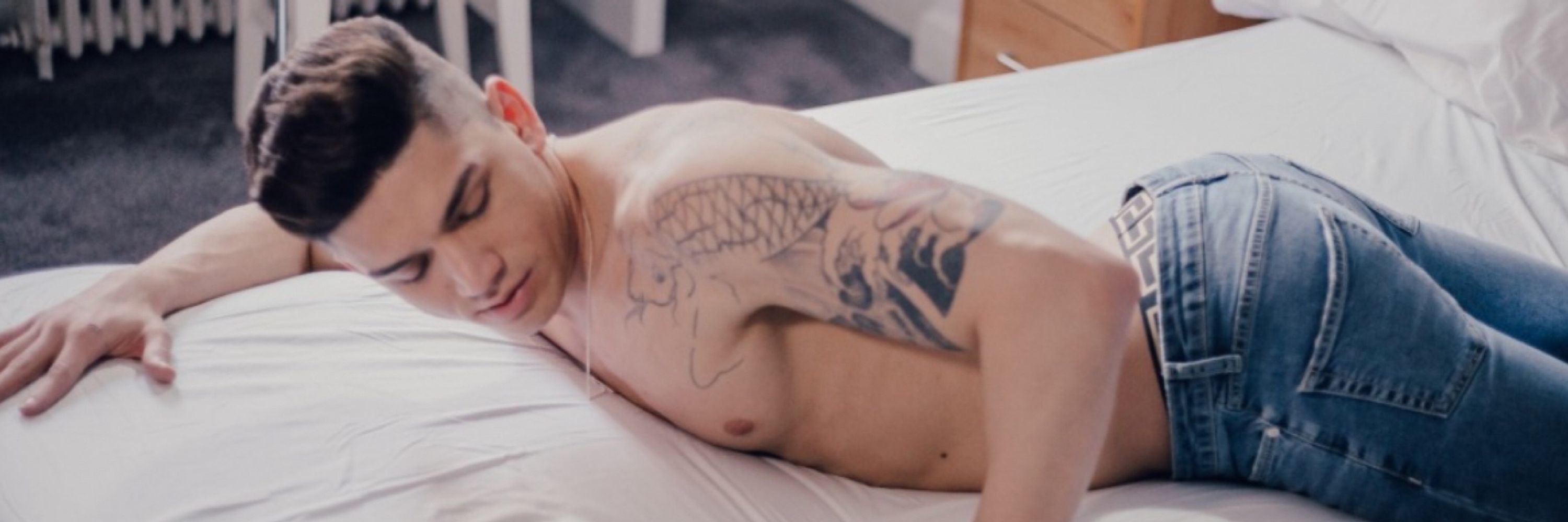 Zac bent 