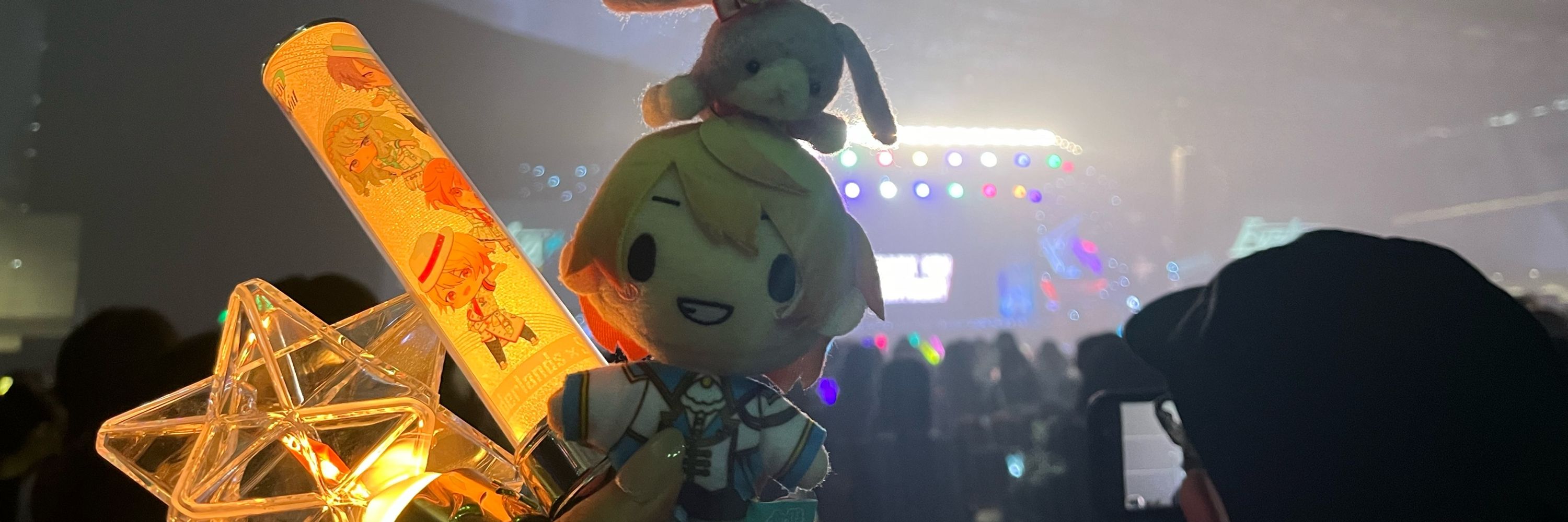 まわれ