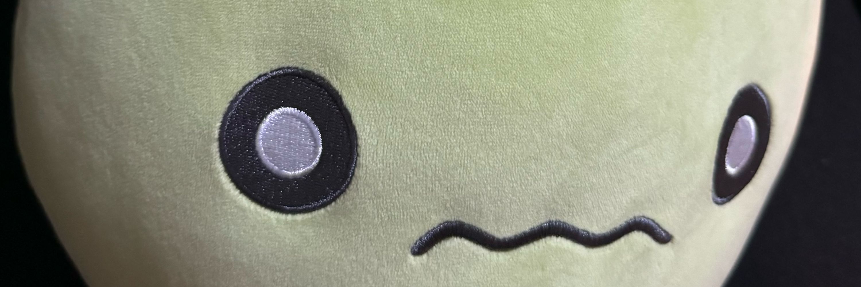 い(´ᇂ÷ᇂ)こ