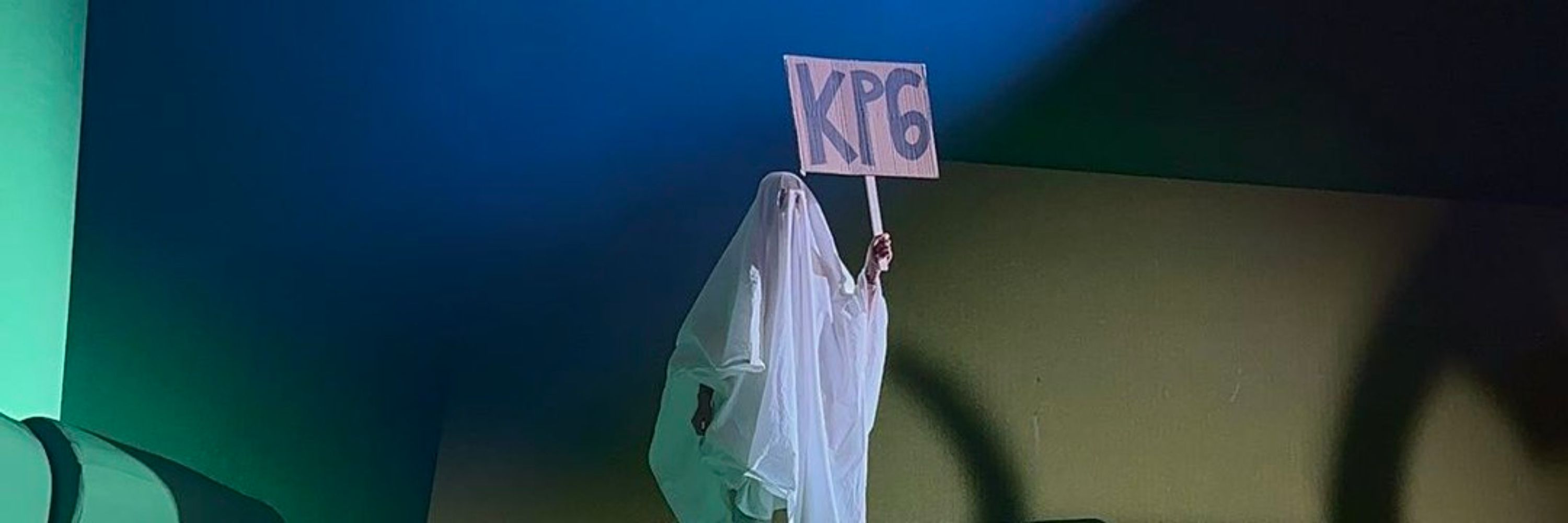 Tubarão da Dua Lipa esperando o KPSEX 🌊🦈 (Mark)