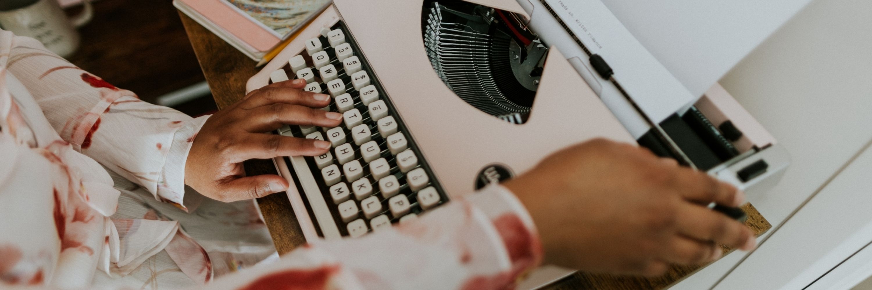 Roxanne LoMarc Writes