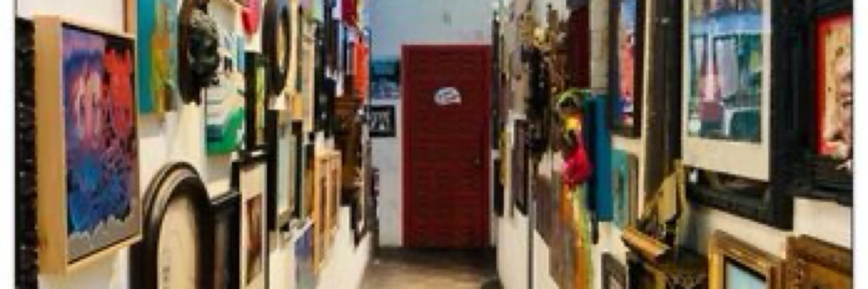 La Luz de Jesus Gallery