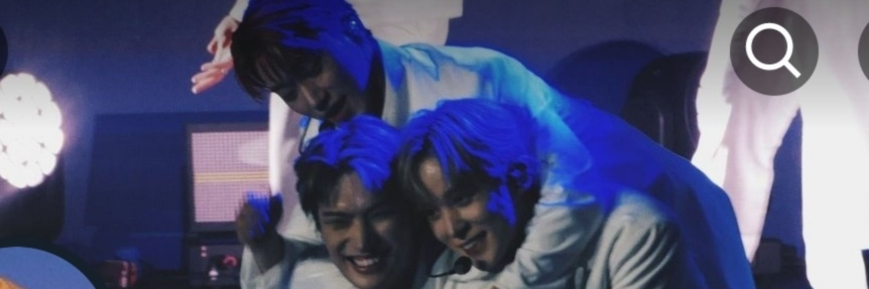  Laura do Ateez