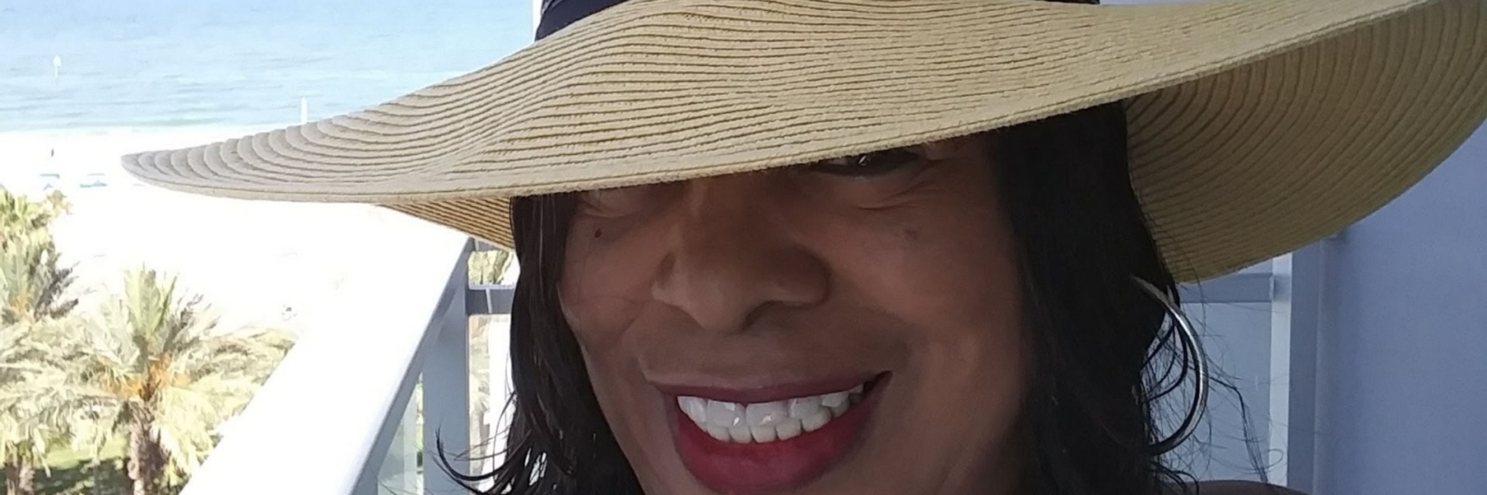 Teri Hooper
