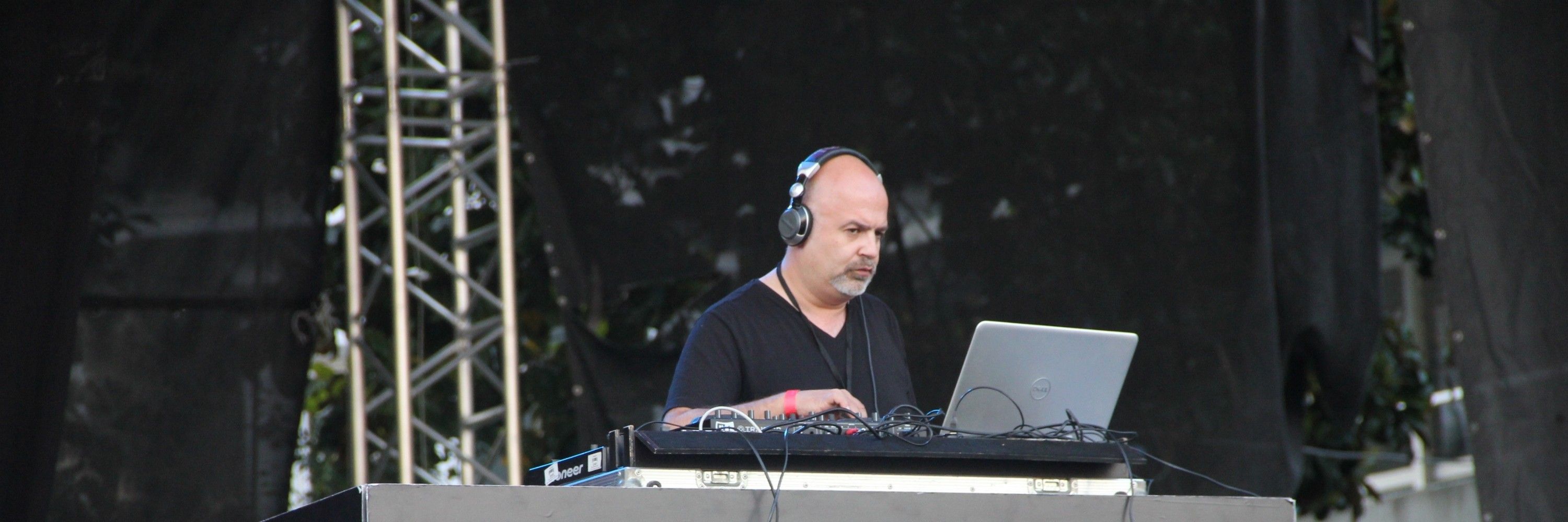 DJ Barthez