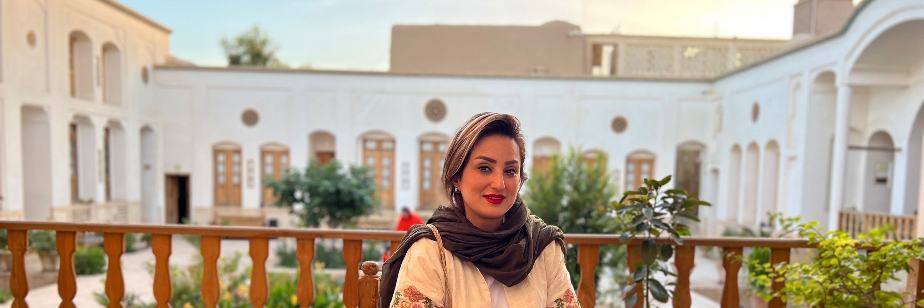 الناز