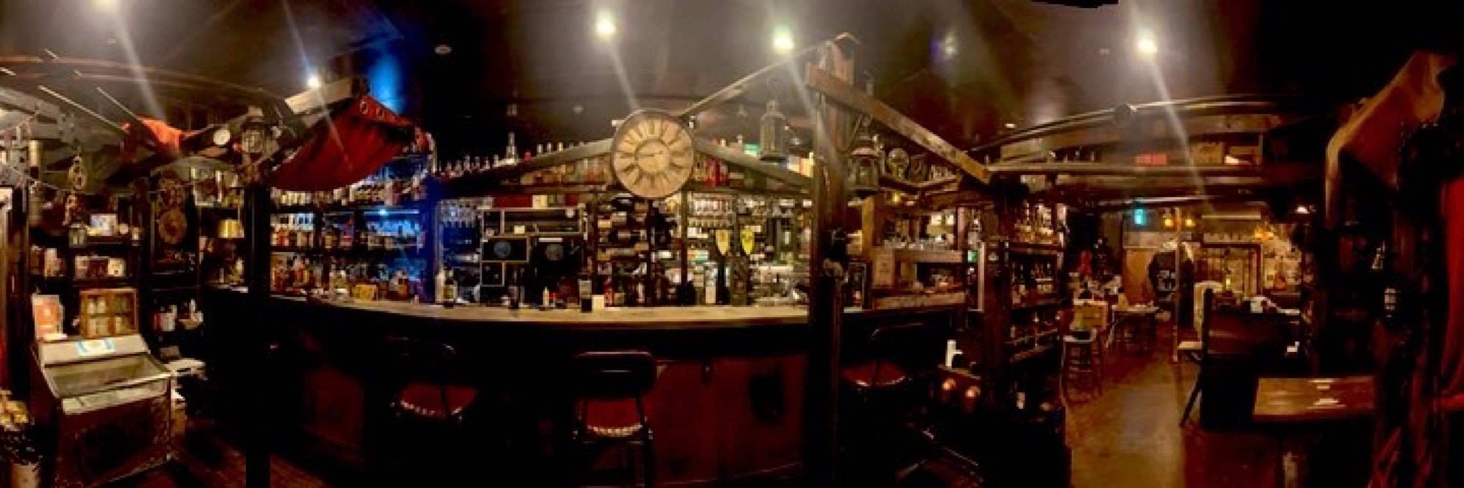 sarunosuke bar LEGACYの人