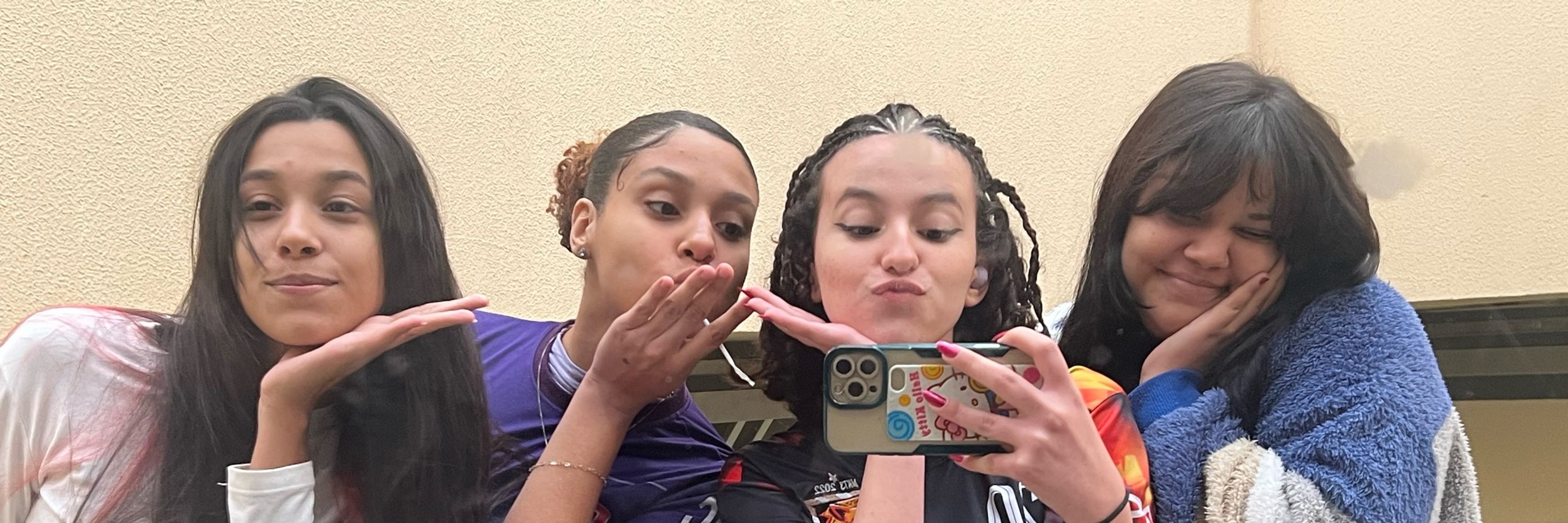 Gabs