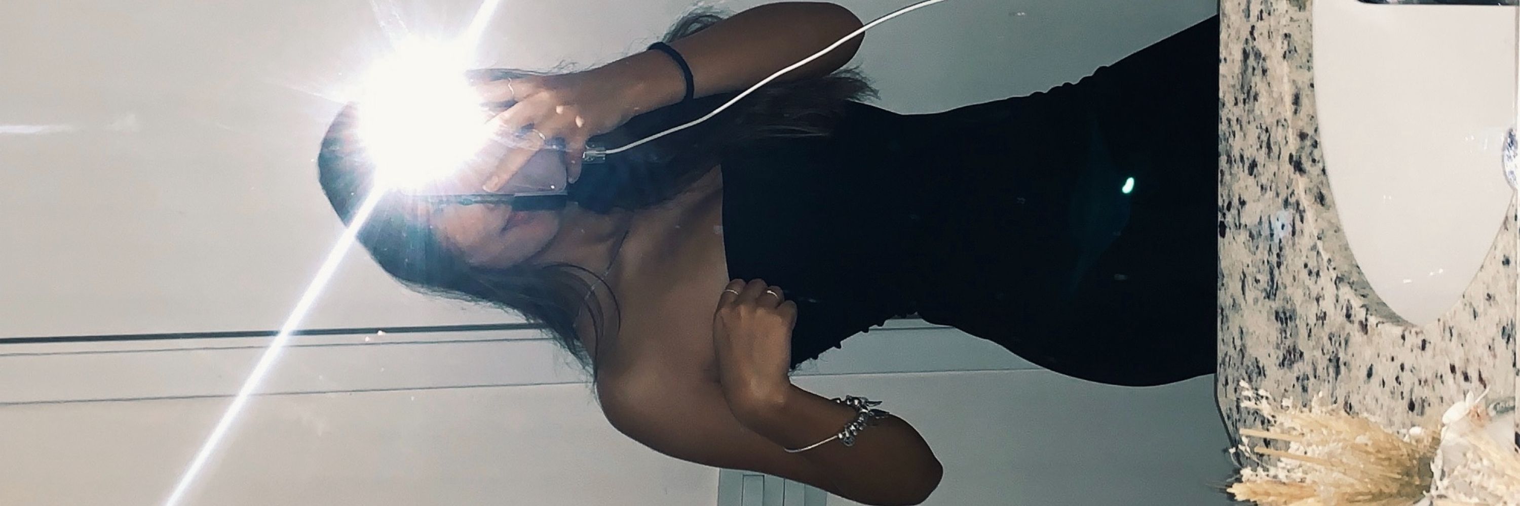 lara_.lana 