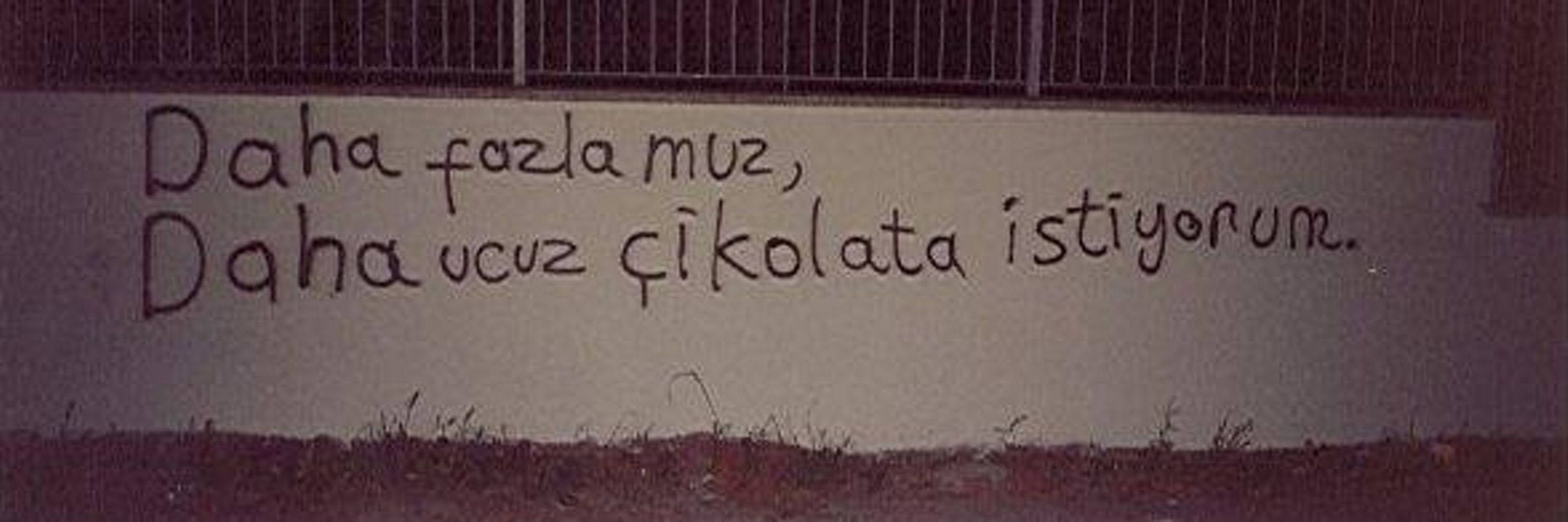 Memnuniyet ve İsyan Sanayîi