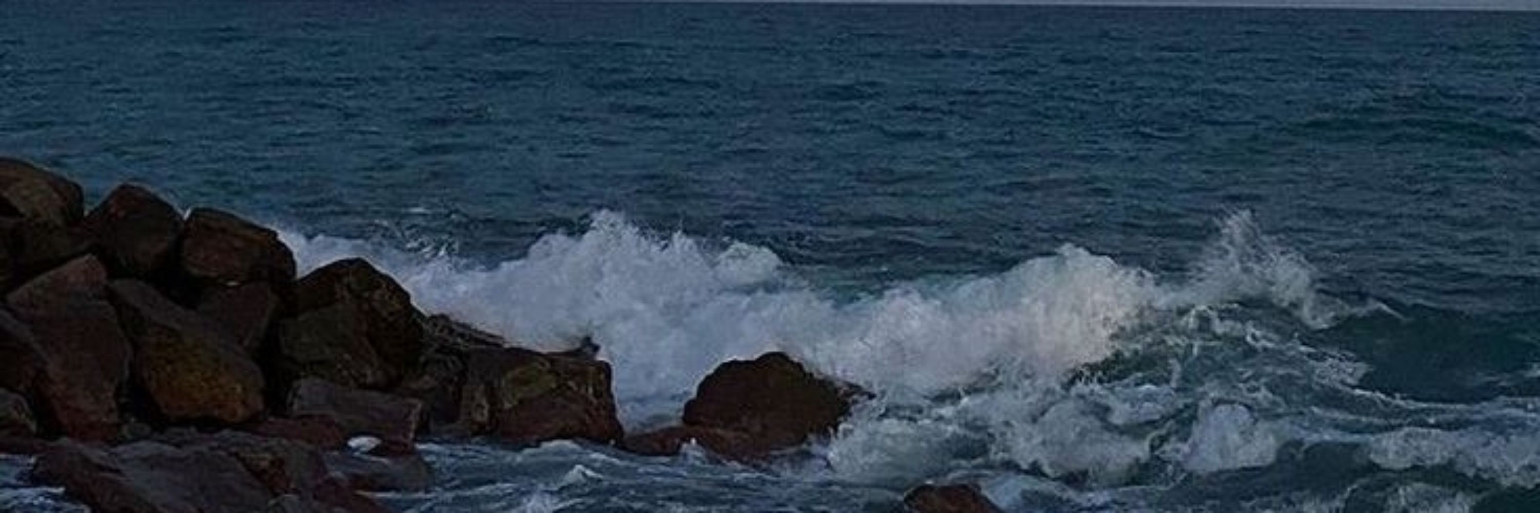 𝘜𝘮𝘢 𝘧𝘪𝘭𝘩𝘢 𝘥𝘰 𝘮𝘢𝘳 🌊