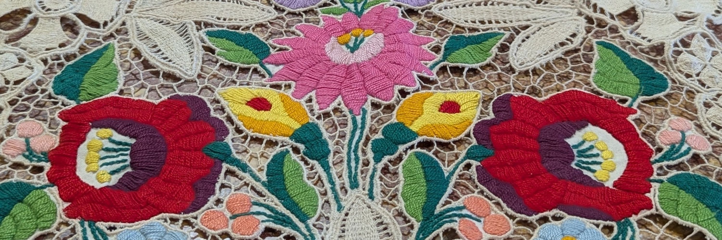 NOLA DECO