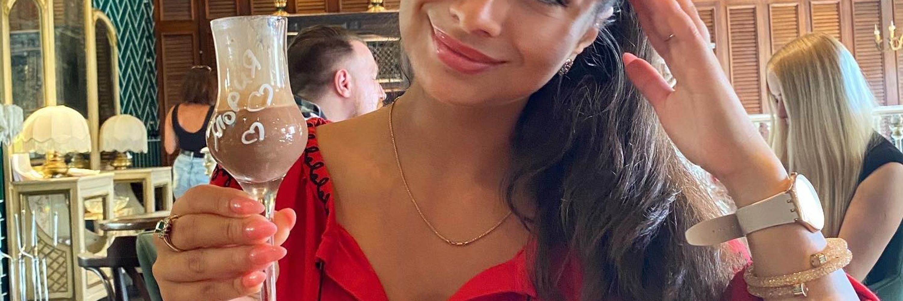 Daniella 