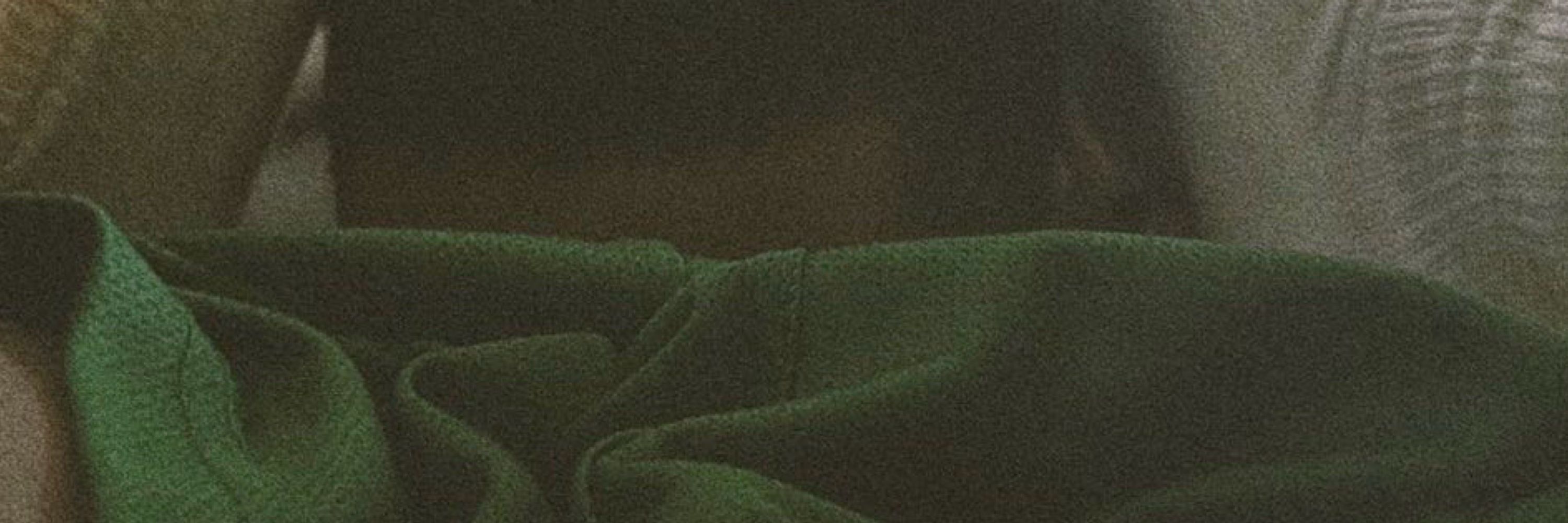 A. ✦
