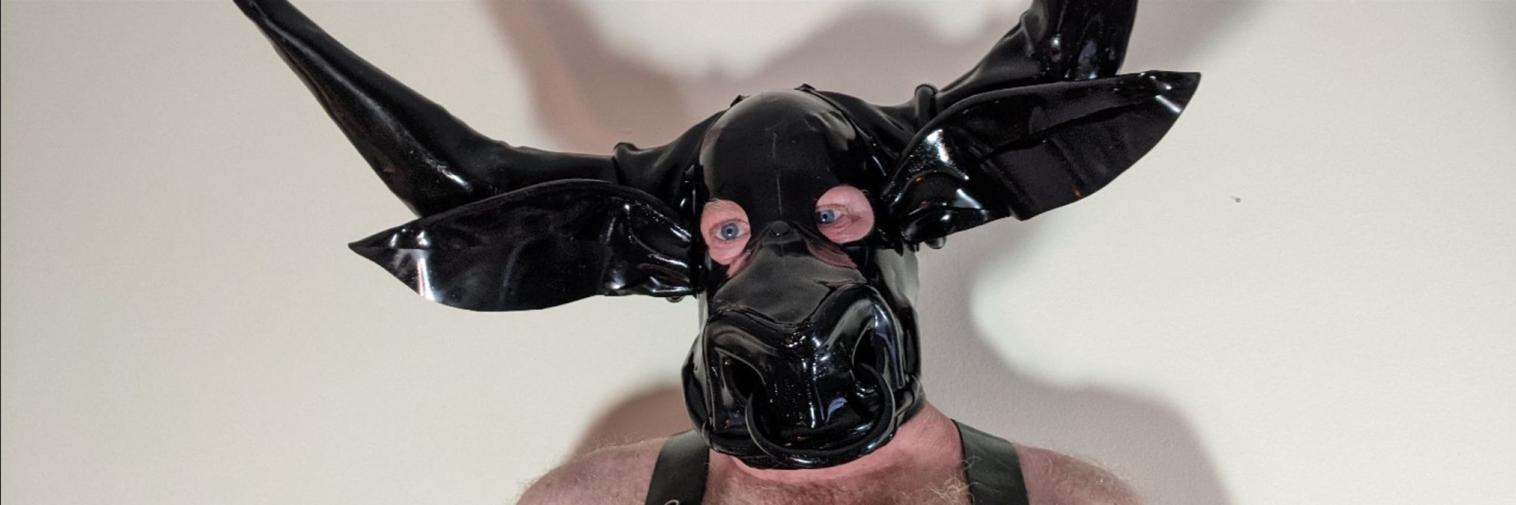 🇨🇦🔞 The Rubber Squeak 🔞🇨🇦