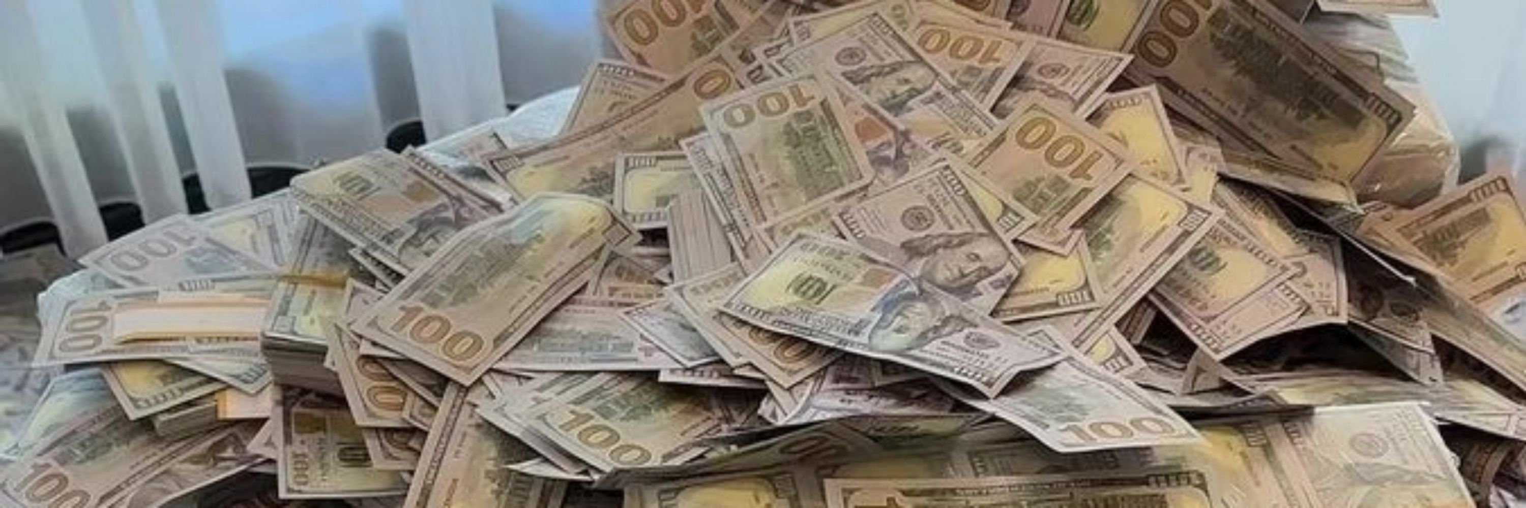 Amina💶