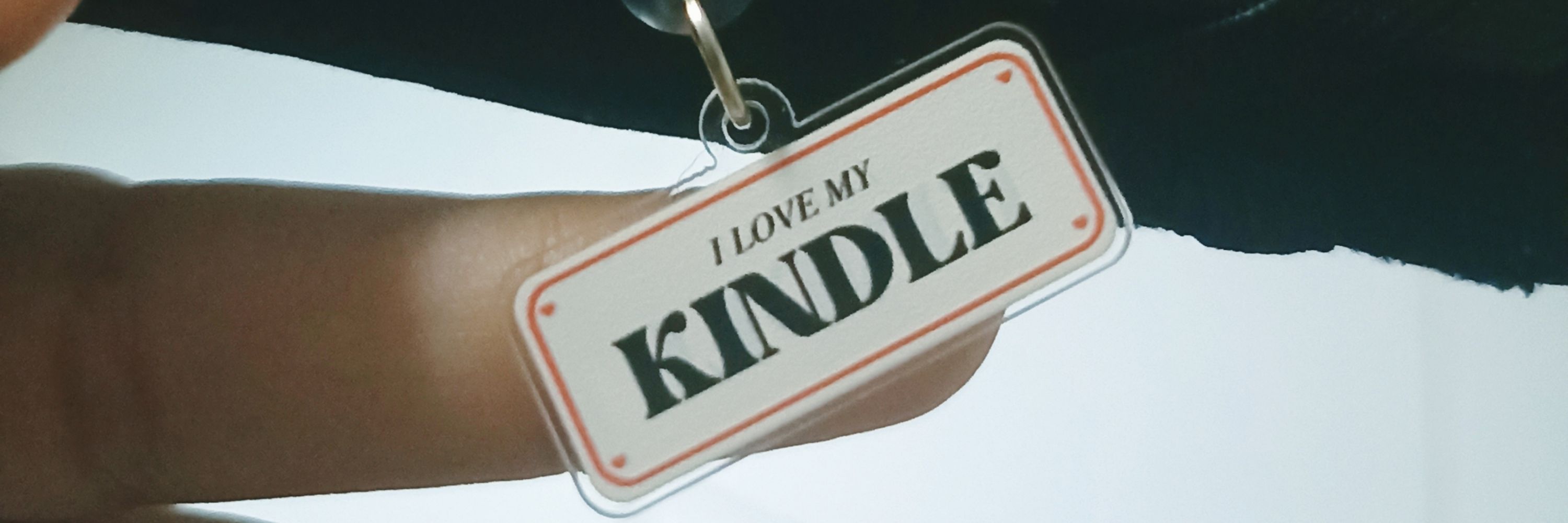 𝕌𝕞 ℂ𝕒𝕗é & 𝕌𝕞 𝕃𝕚𝕧𝕣𝕠 ☕📚