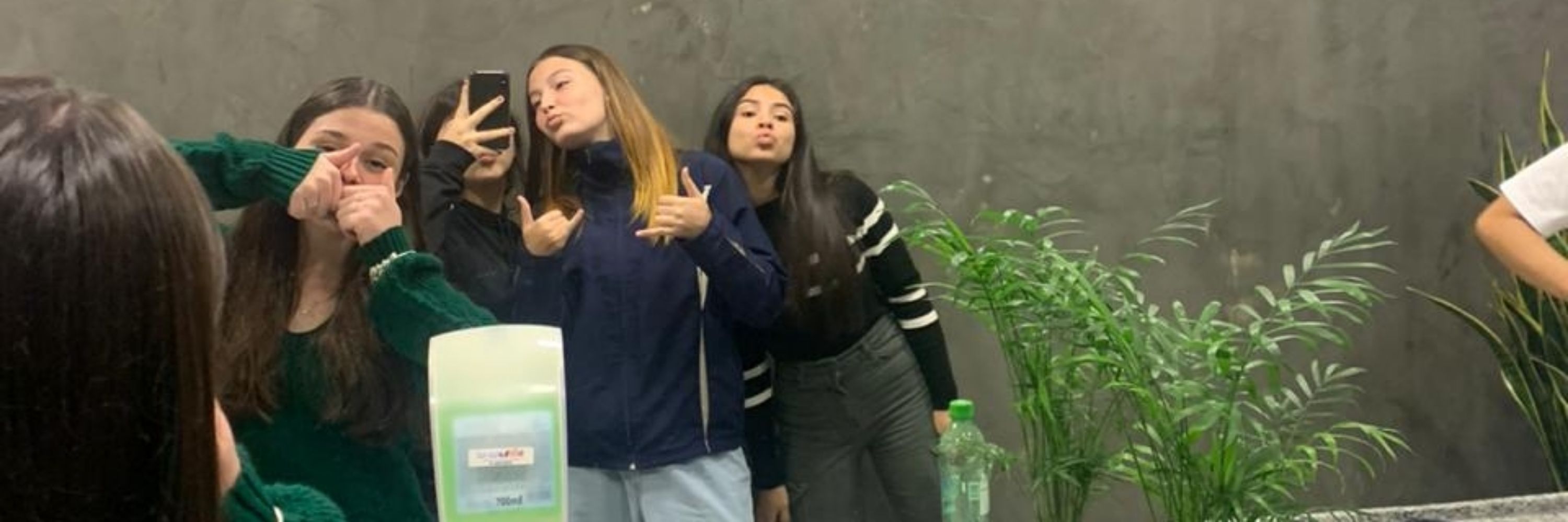 Mirella🌪
