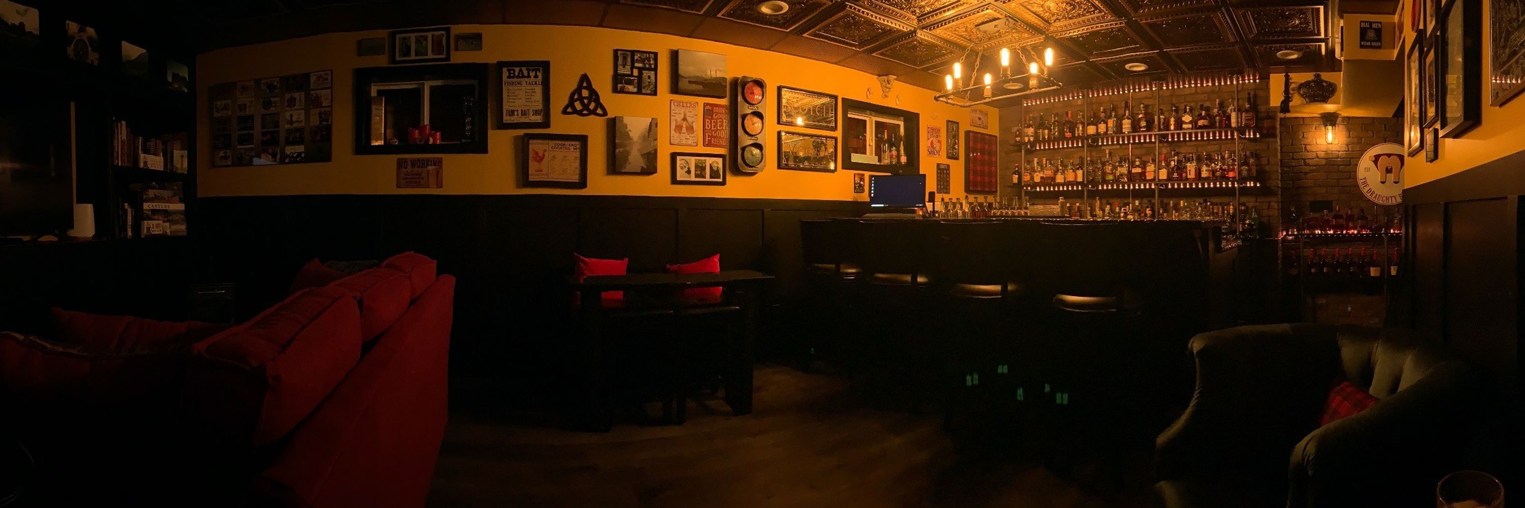The Draughty Bits Pub