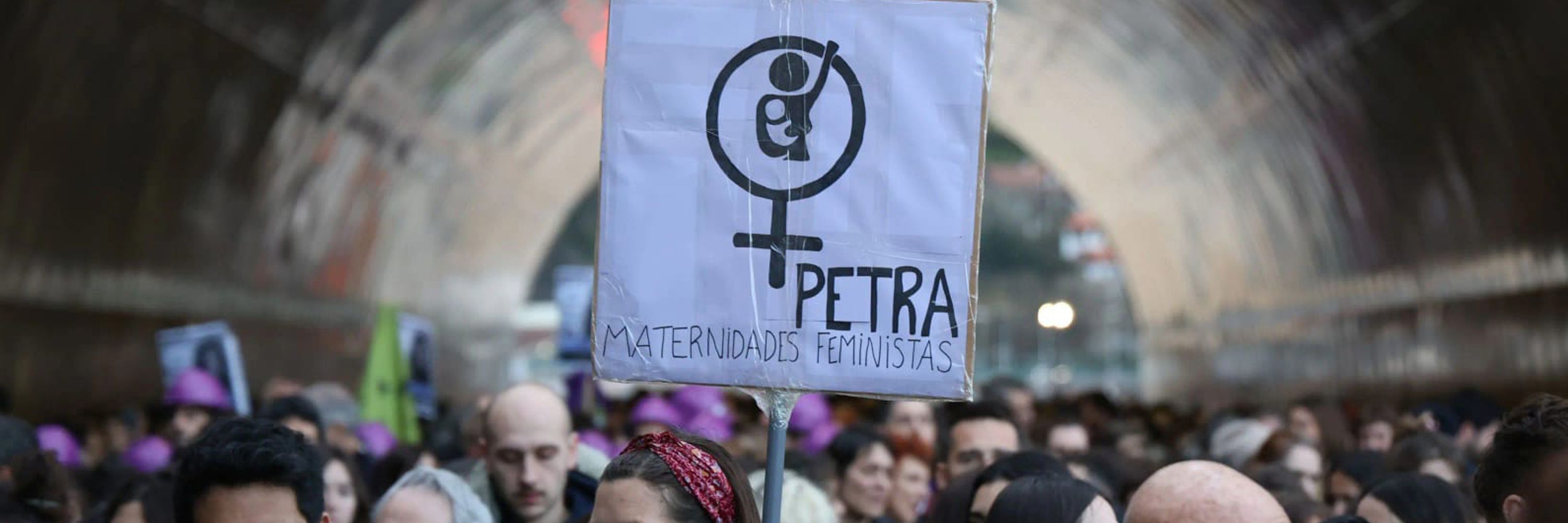 PETRA Maternidades Feministas