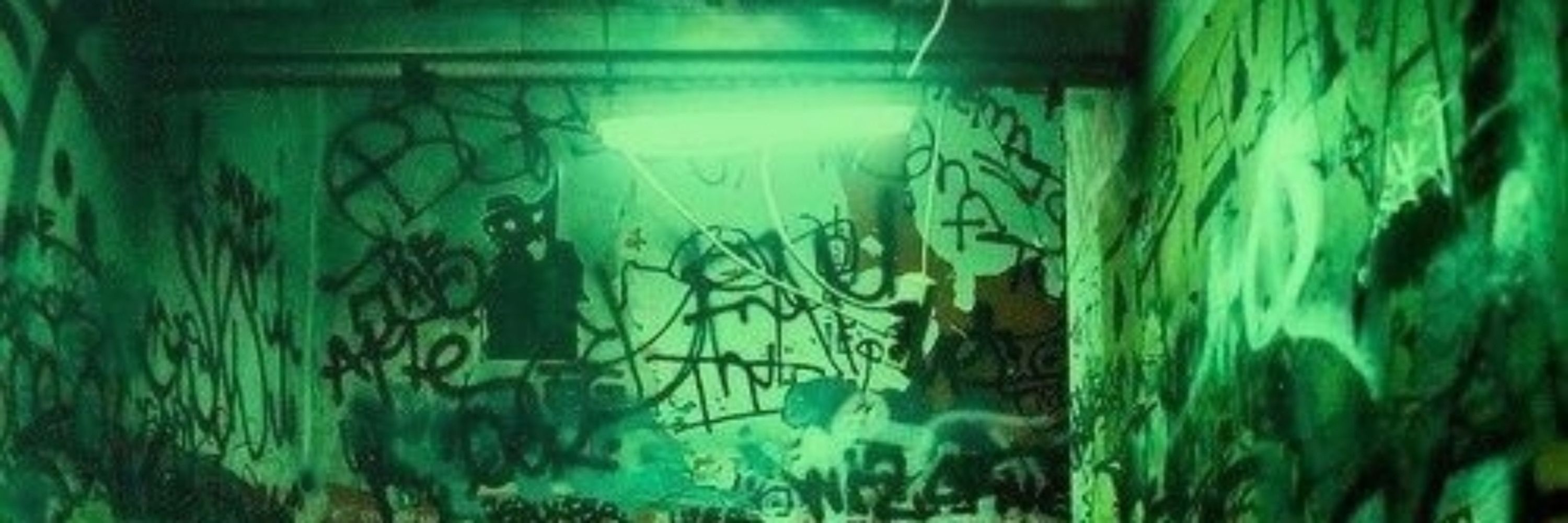 ★★★