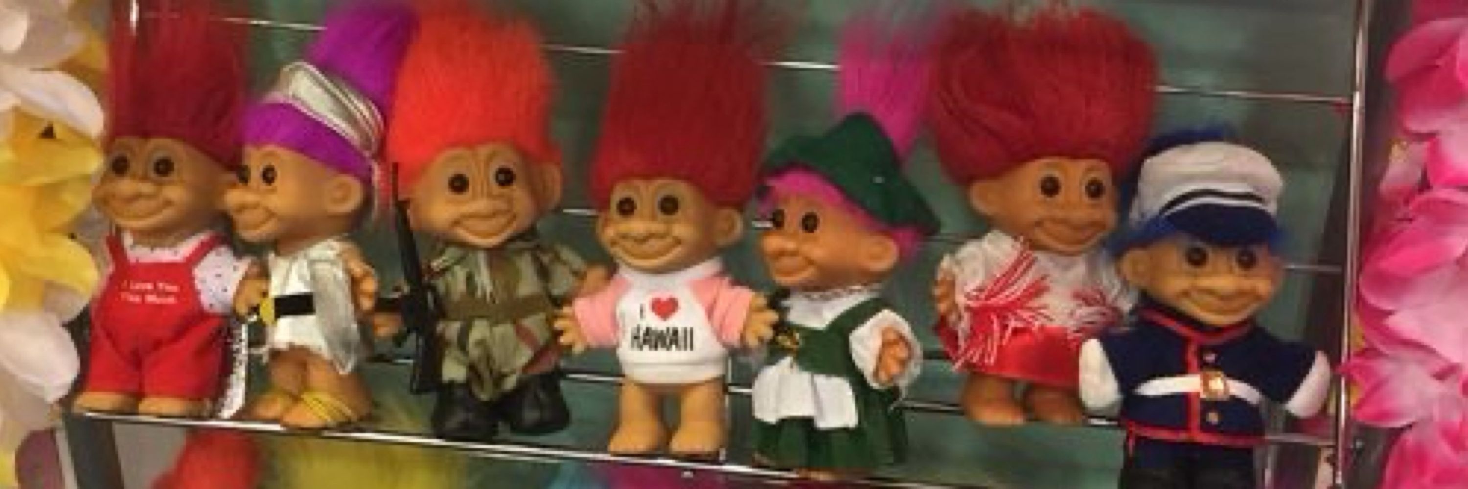 Mila em mania de trolls 