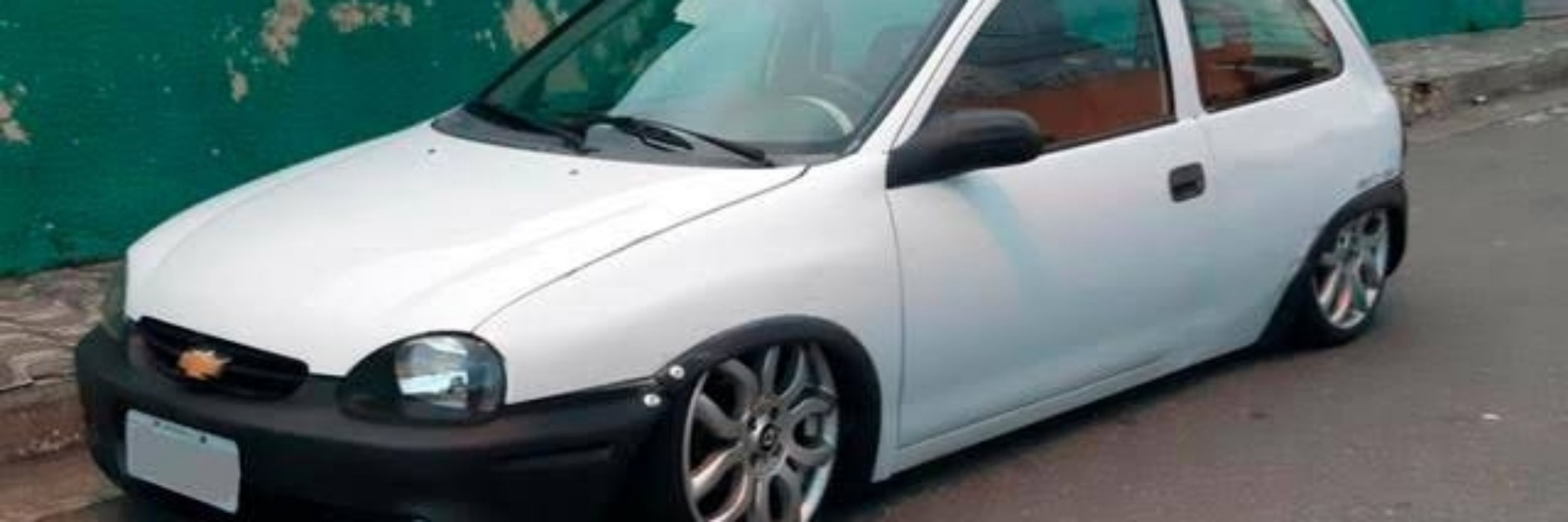 Felipe compro corsa