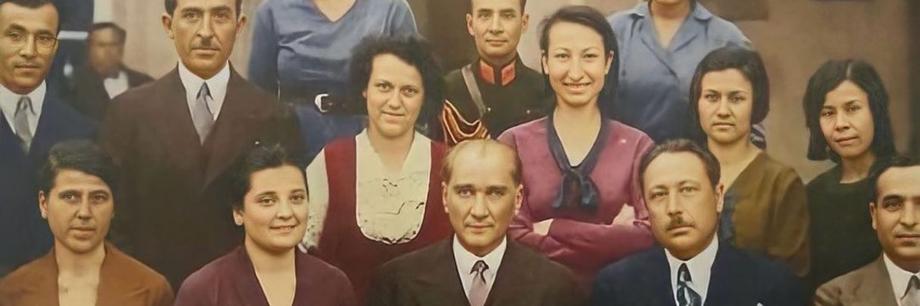 Özü Saral Alkan