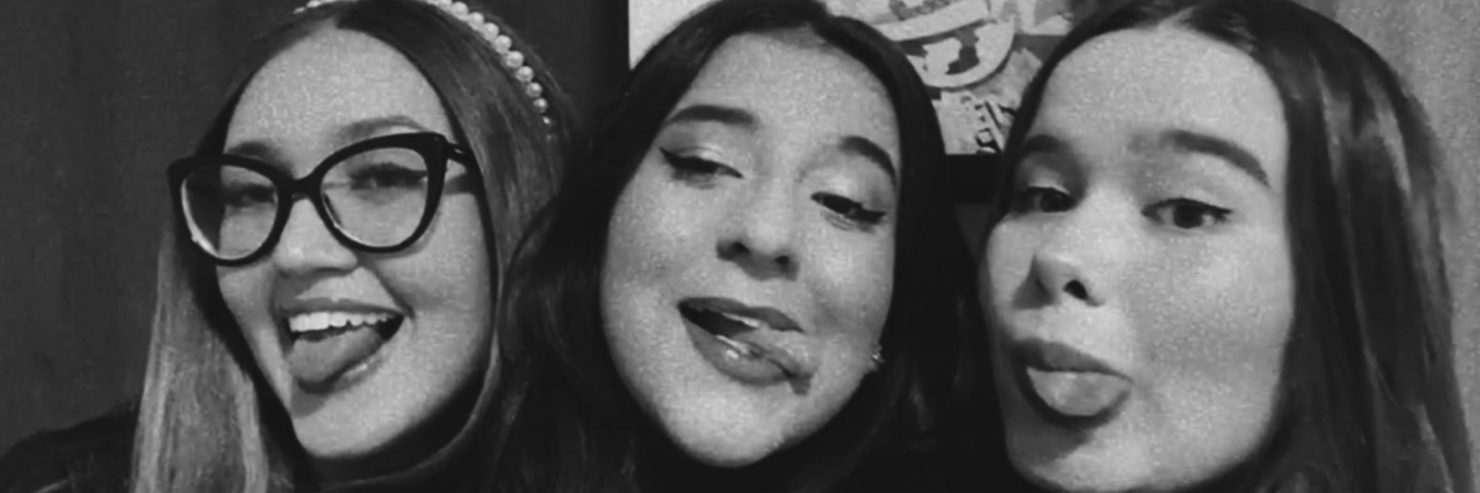 💋