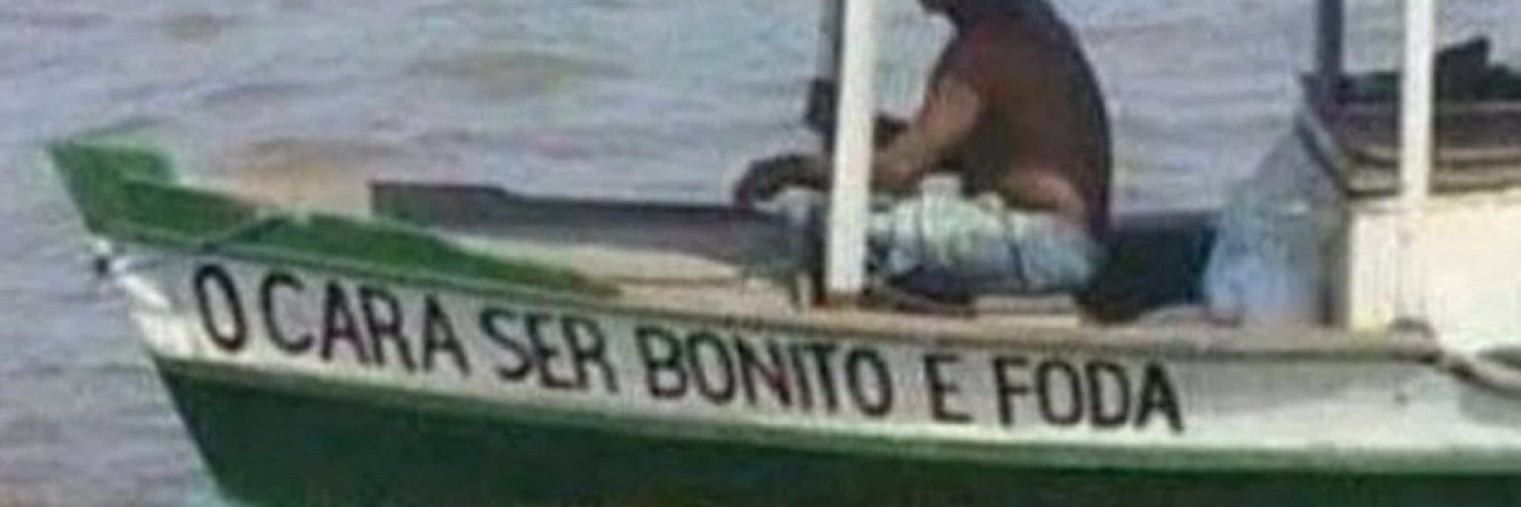 Gostosa reclamona 