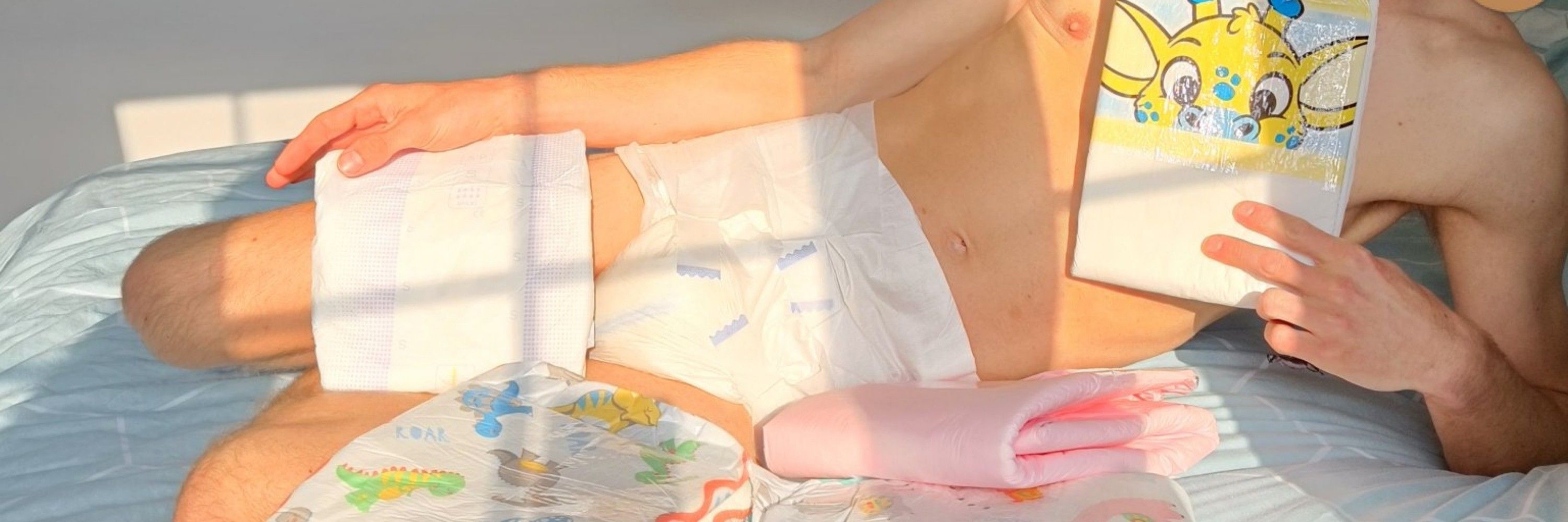Dozeily diapered