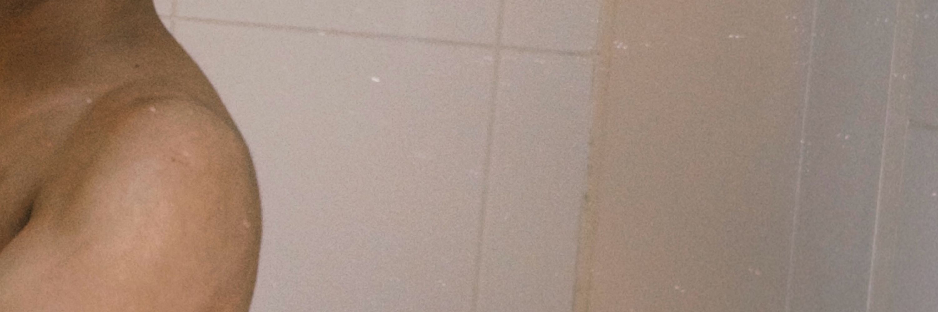 วี
