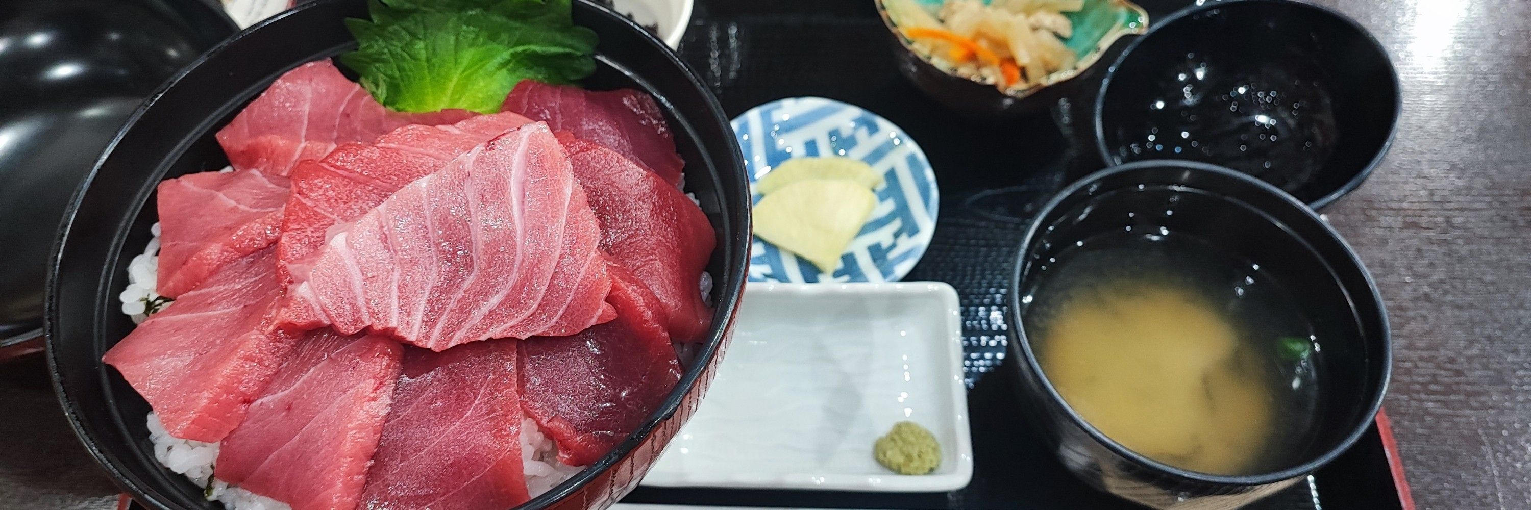 レインボー岡本