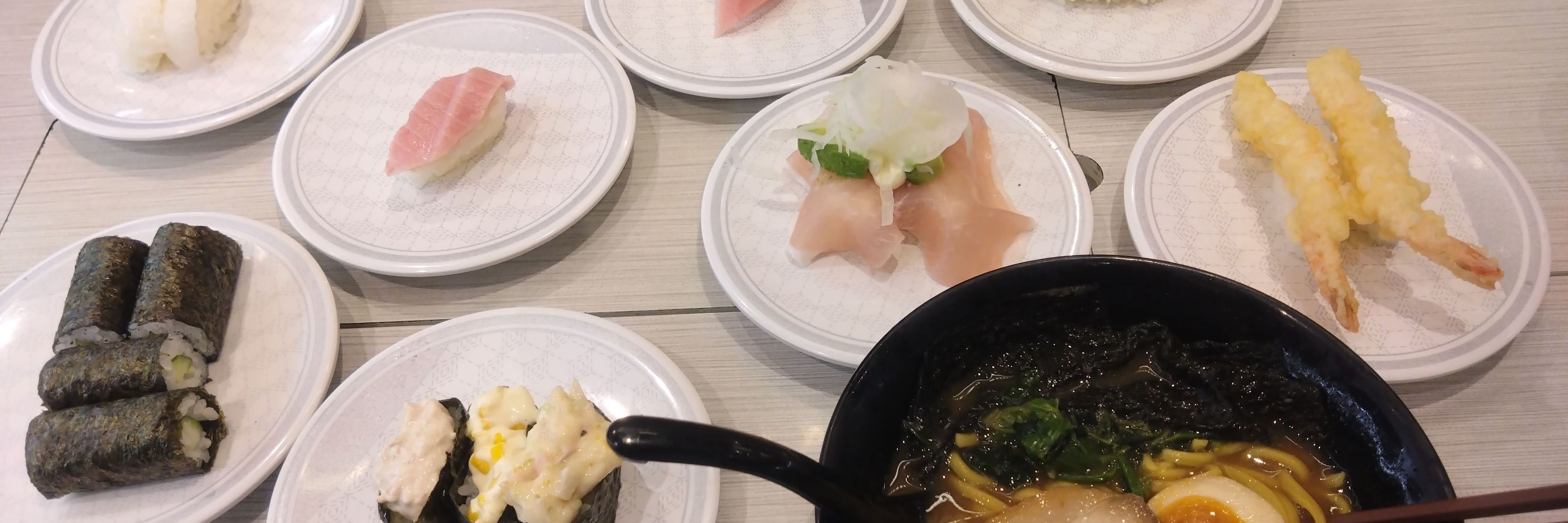 通りすがりの奇行種