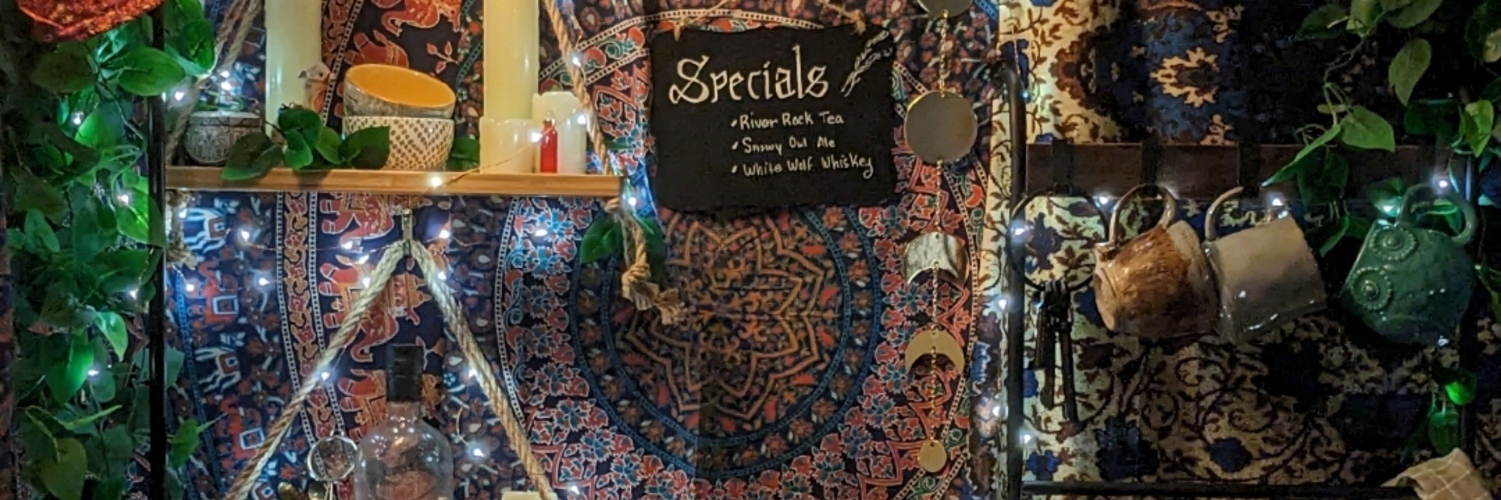 Foxtails Tavern