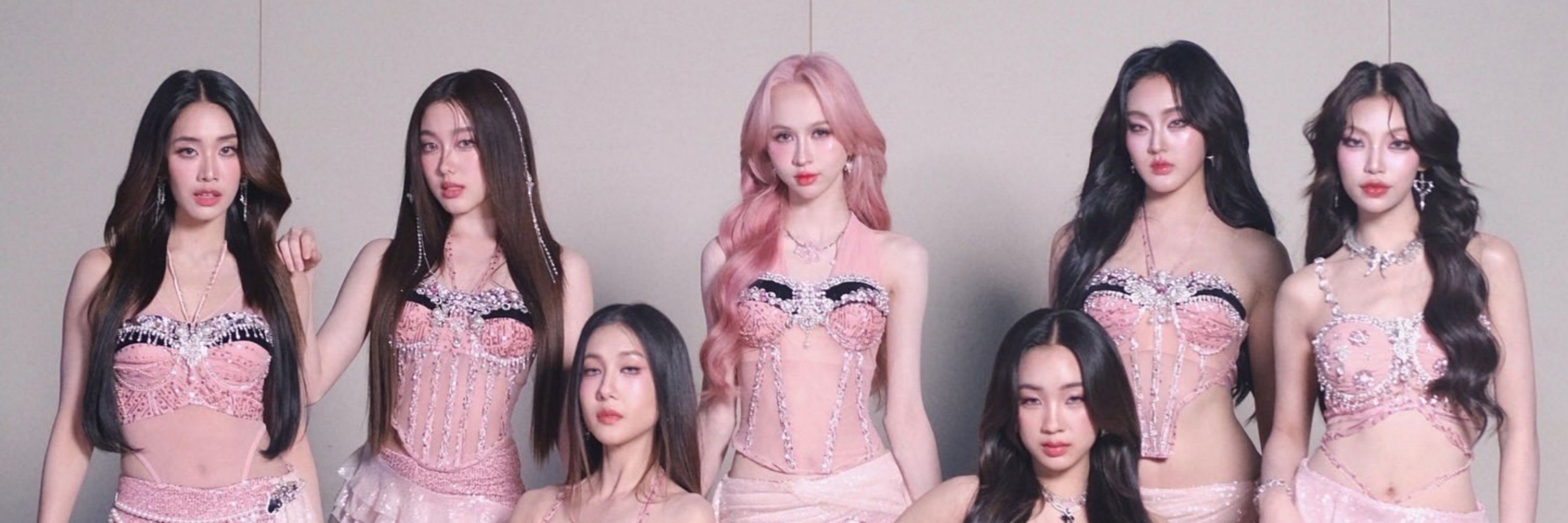 กลัวเพื่อนรำคาญเลยสร้างแอคใหม่เพื่อมาตามโฟอีฟ