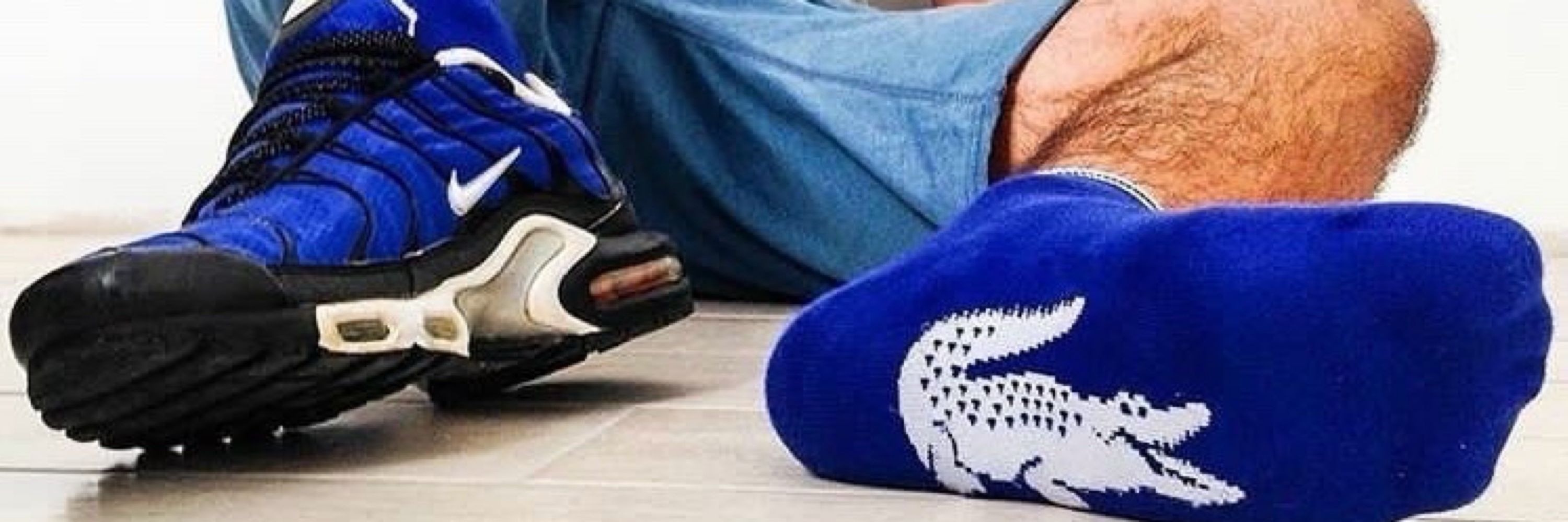 Sneakers and bikers - NSFW 🔞 🏳️‍🌈