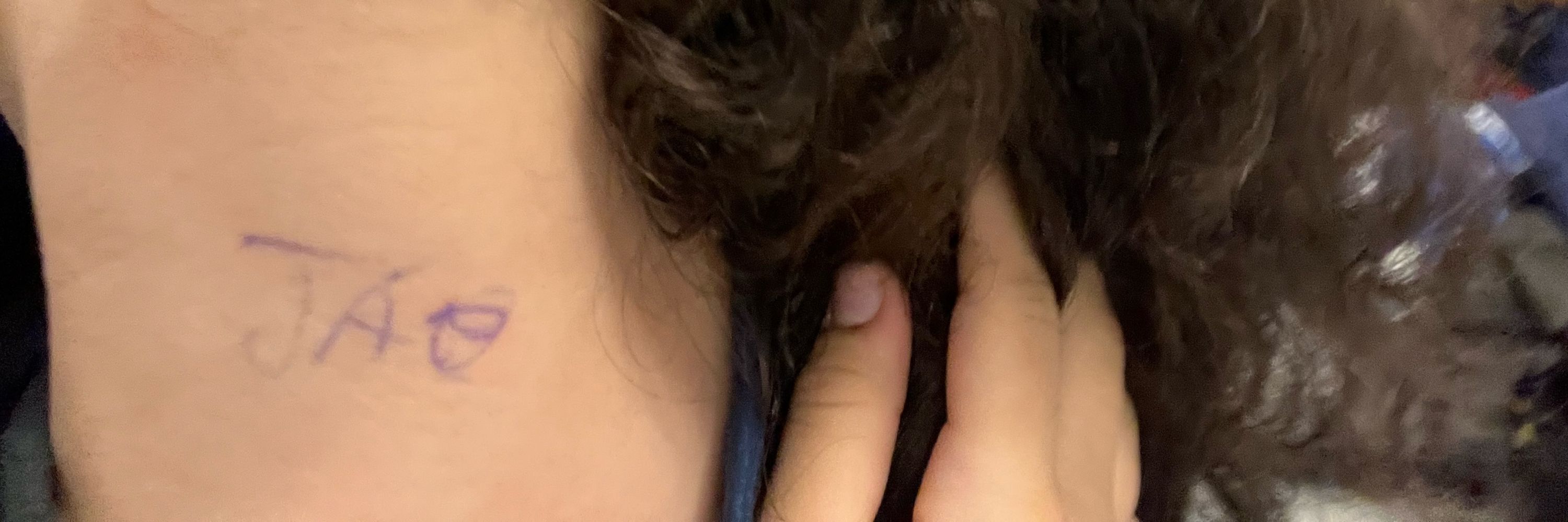 😜