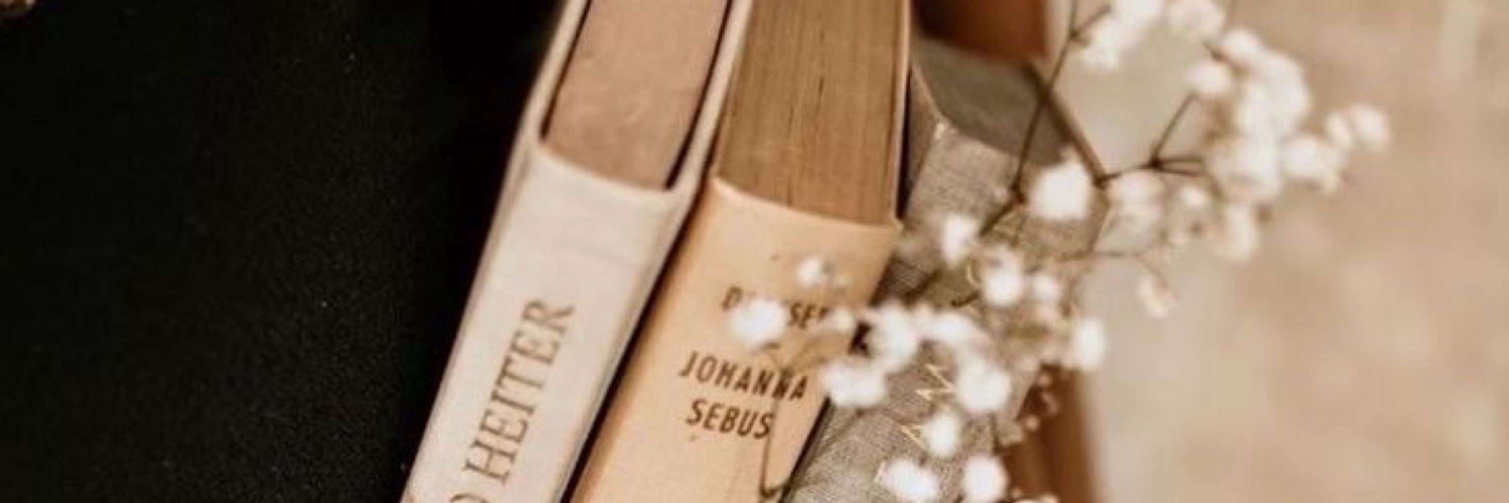 Thya 📚