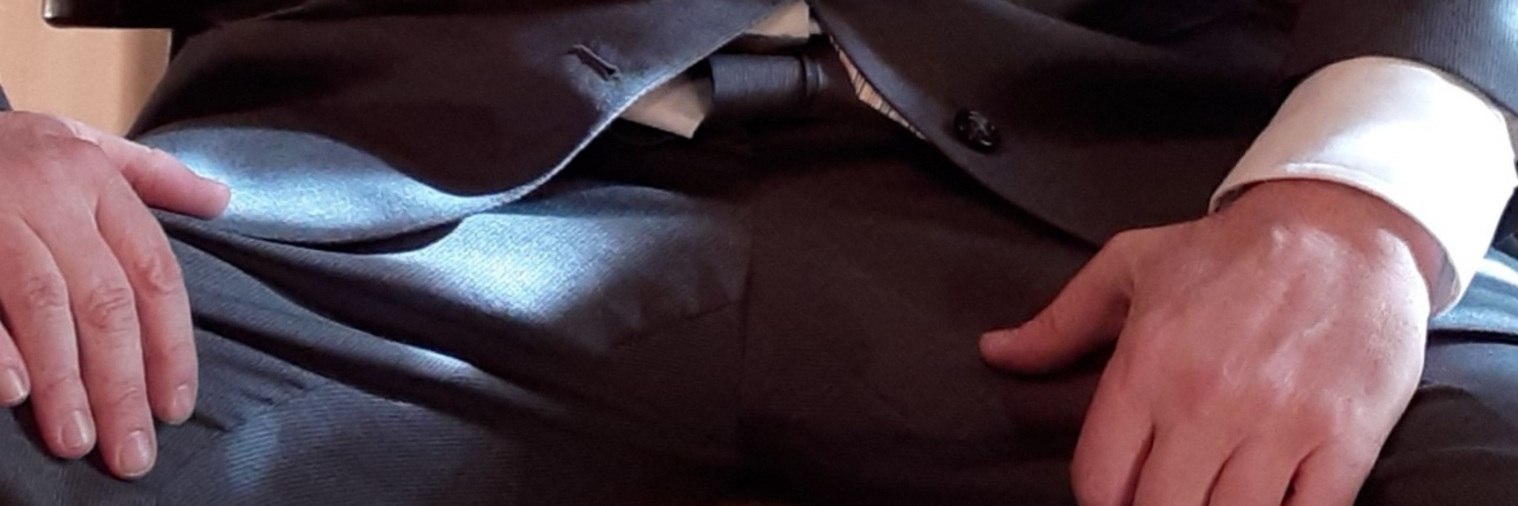 ELLIOTB.SUITED