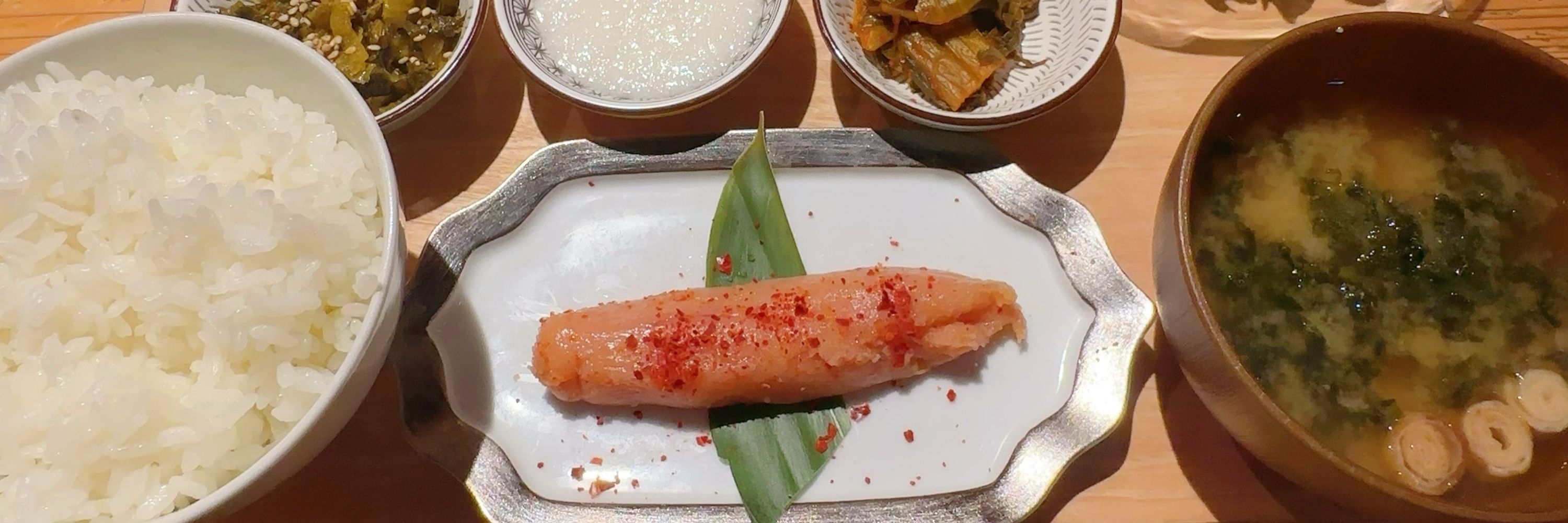 白麹シヲ