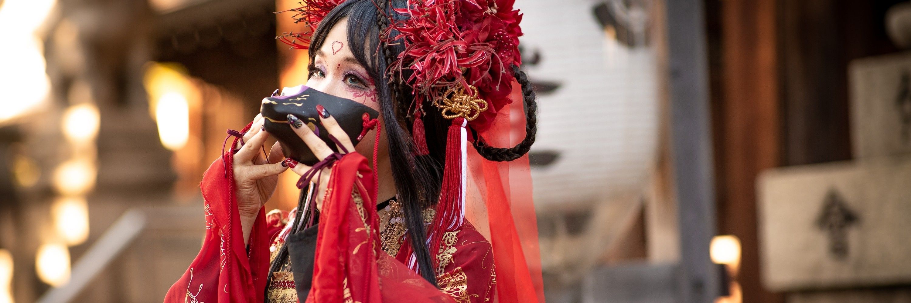 亜白祇 翼