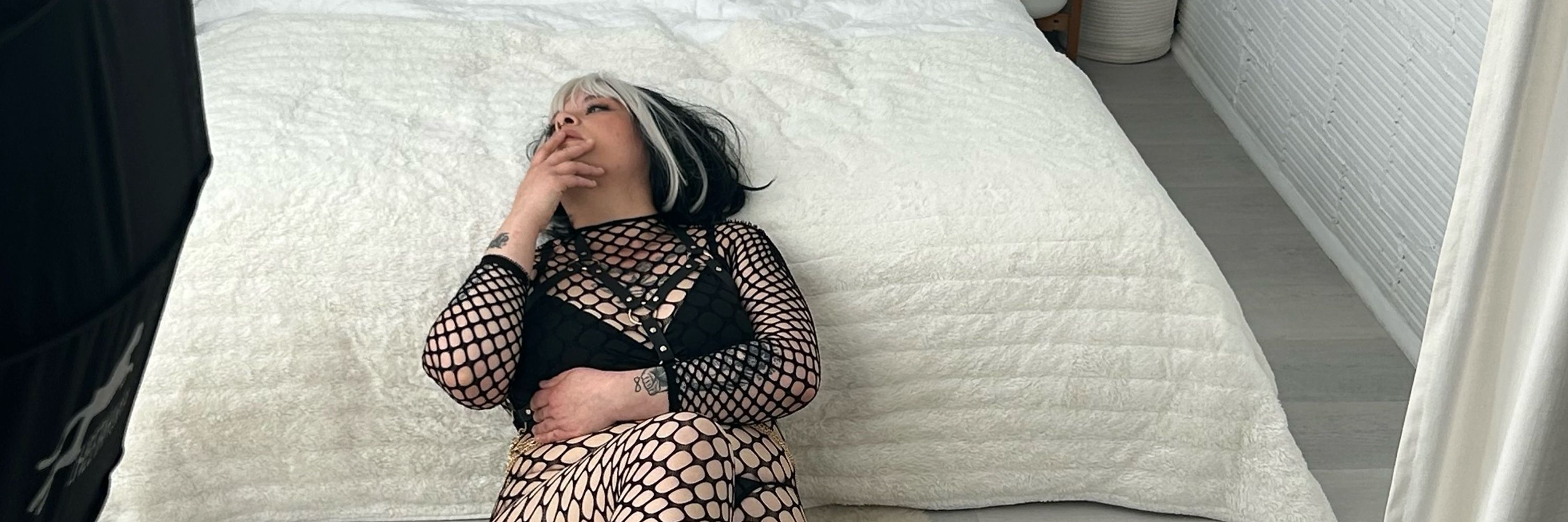 Miss Pasithea | Kinky GFE