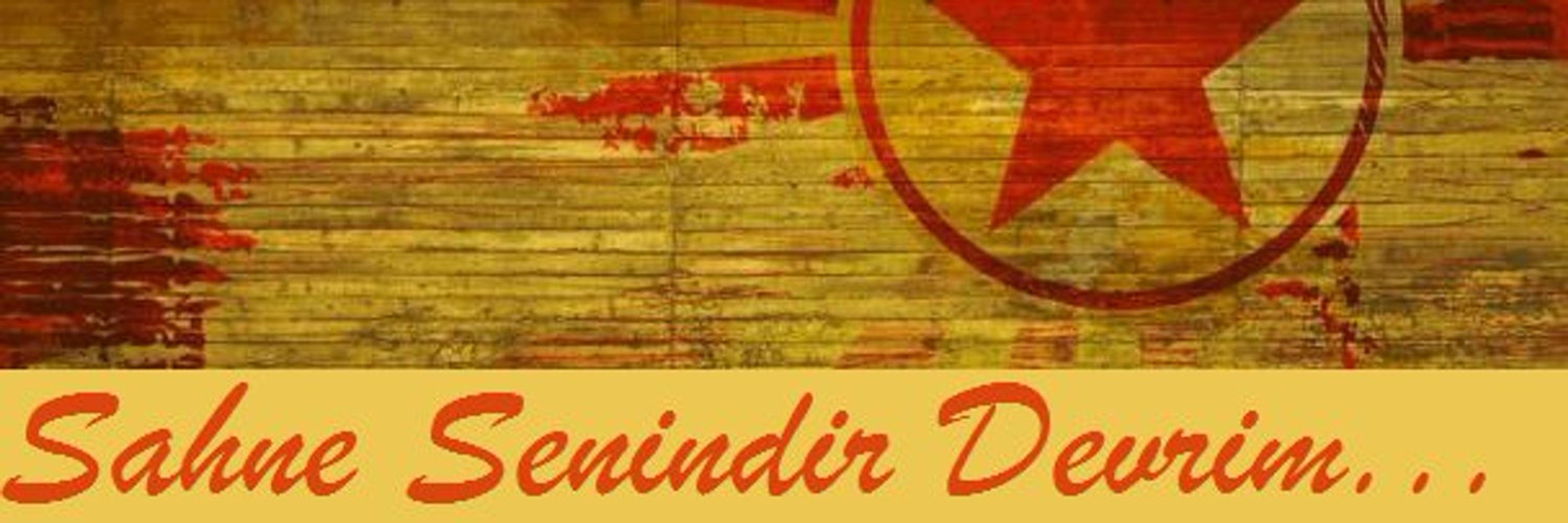 Simdi Devrim Zamani/Sahne Senindir Devrim
