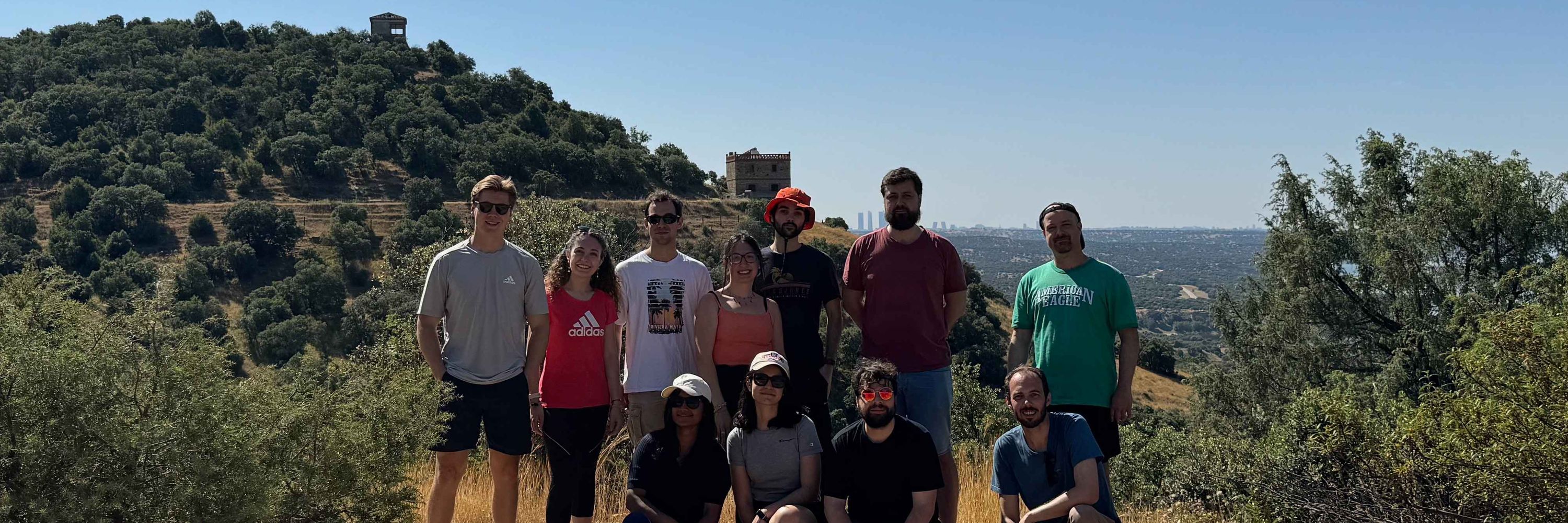 Photonic Nanomaterials and Devices Lab @ UAM