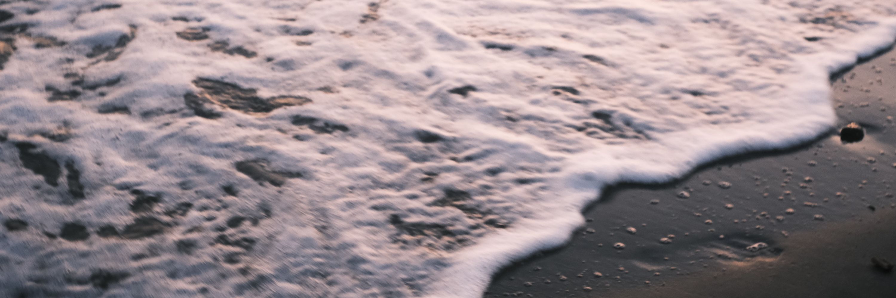 ・×・