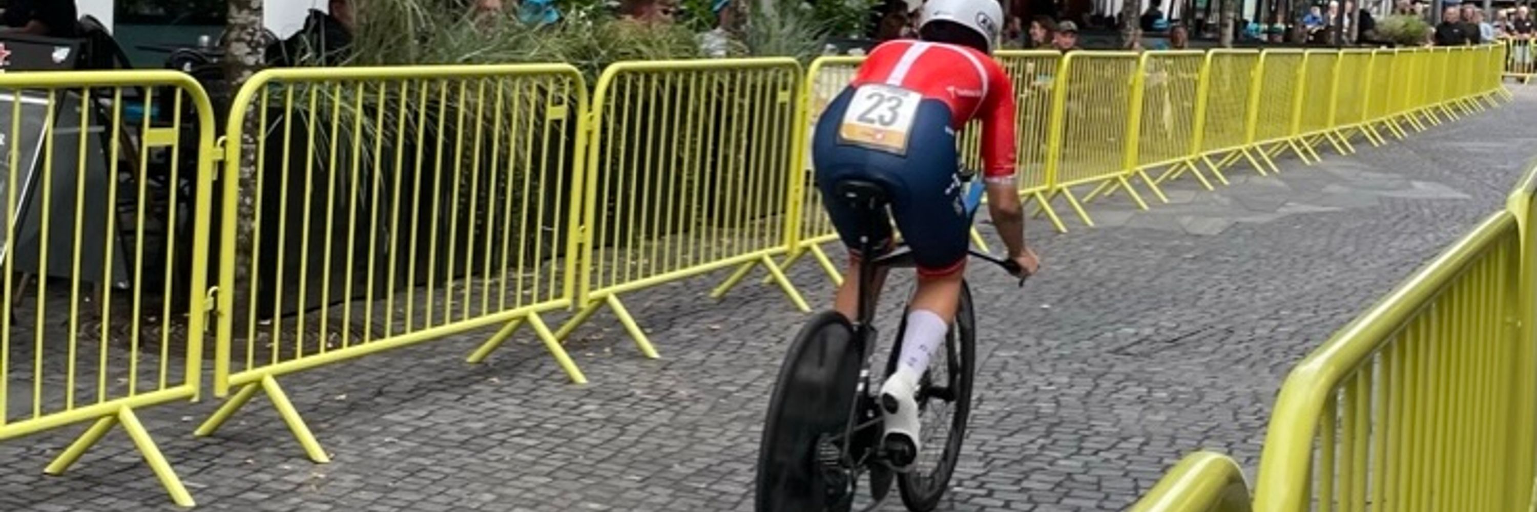 Cycling Claudia