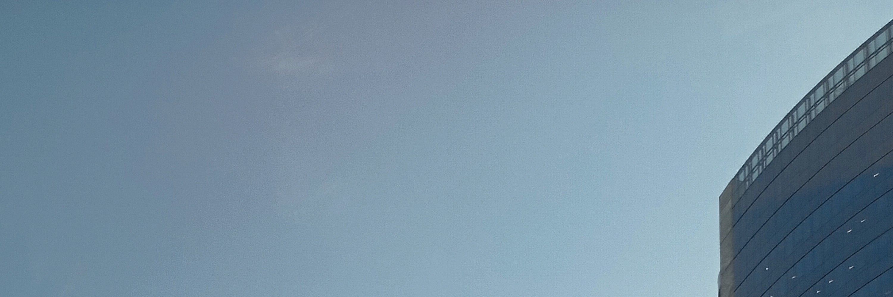 pastéis tristes e sem sorrisos de bom dia