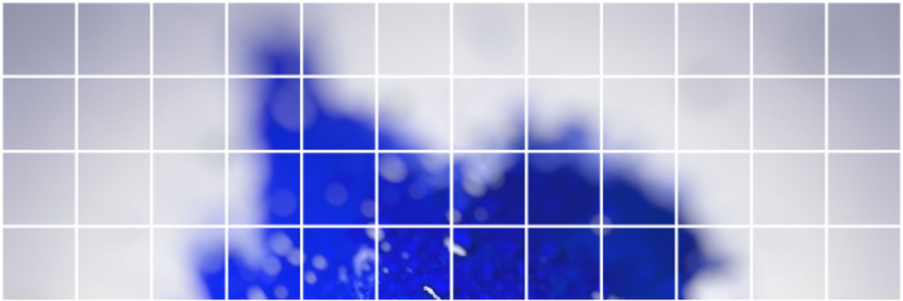métal bleu profond