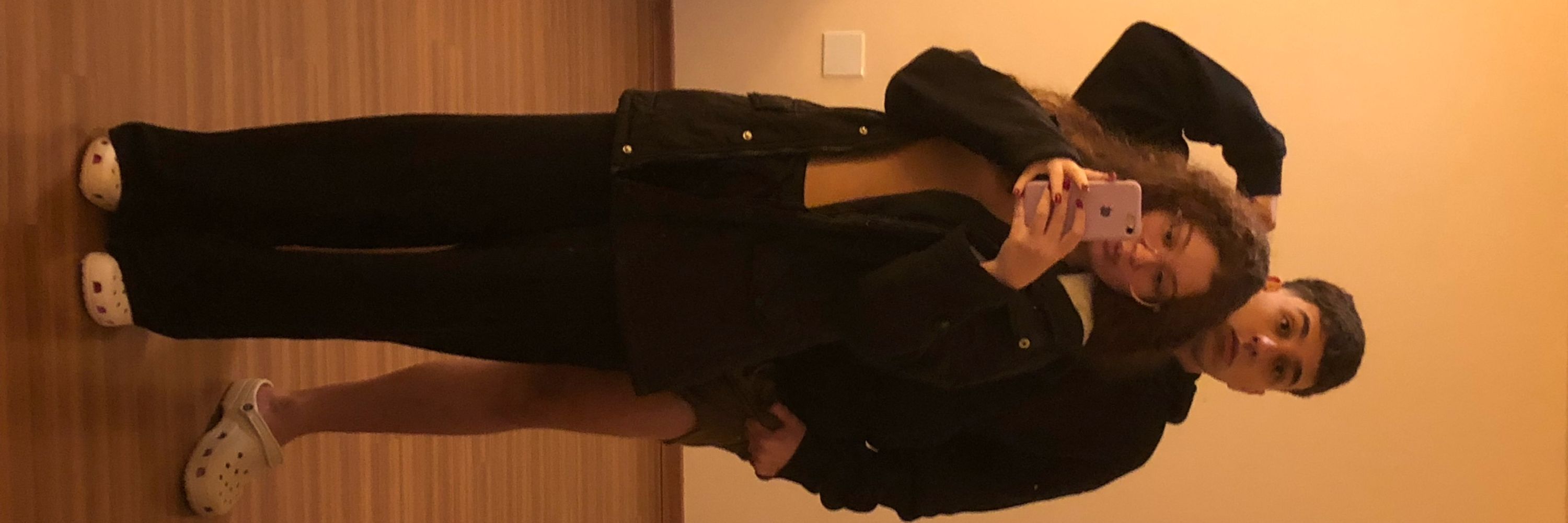 ⠀